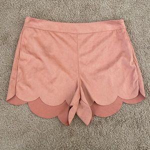 Soft peach scalloped shorts